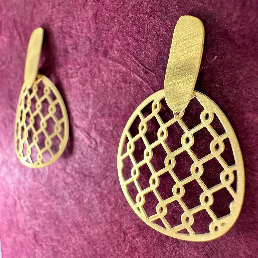 Bo Feston puce et oval medium or