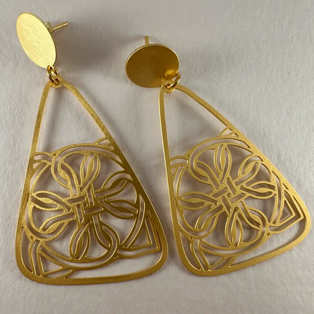 Boucle d'oreille triangulaire XL-Lien de l' infini-inspiration Coréenne 