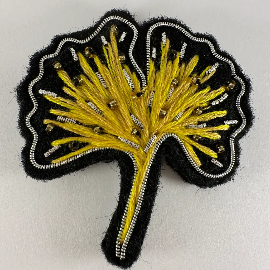 Enya création broche Ginko jaune
