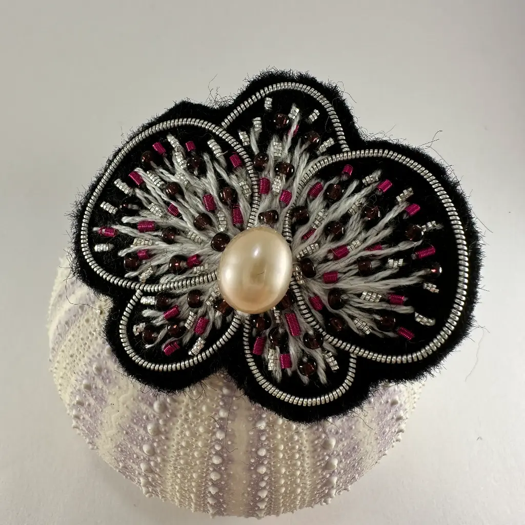 Enya création broche orchidée