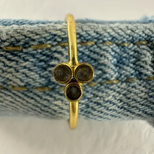 [AR00078] Bague sol 3 labradorites T52